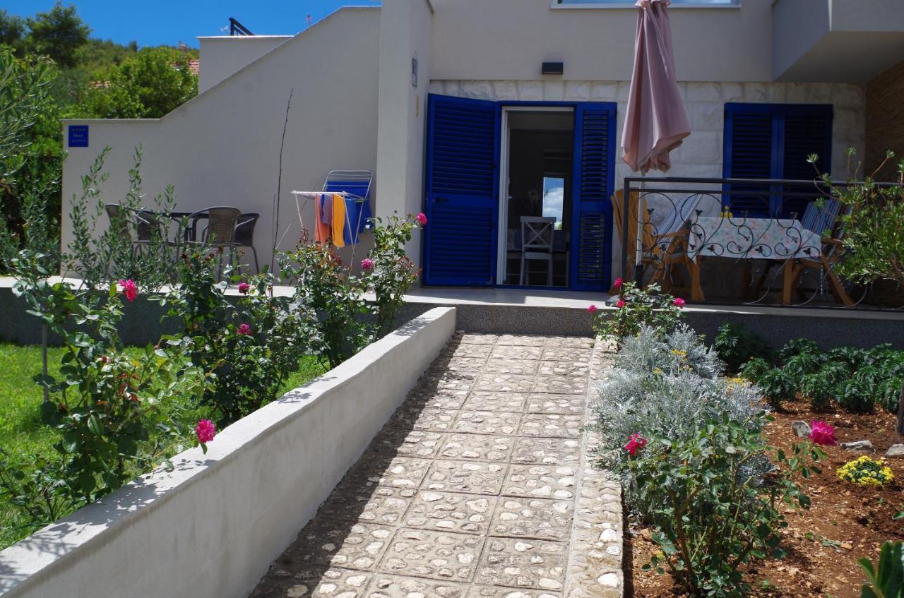 Apartments By The Sea Slatine, Ciovo - 14158 外观 照片